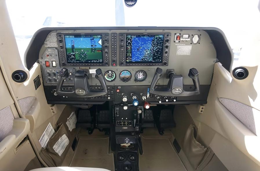2008 CESSNA TURBO 206H Photo 4